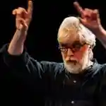 Sona, teatro e musica per riflettere sulla pace: in scena “Francesco il matto”