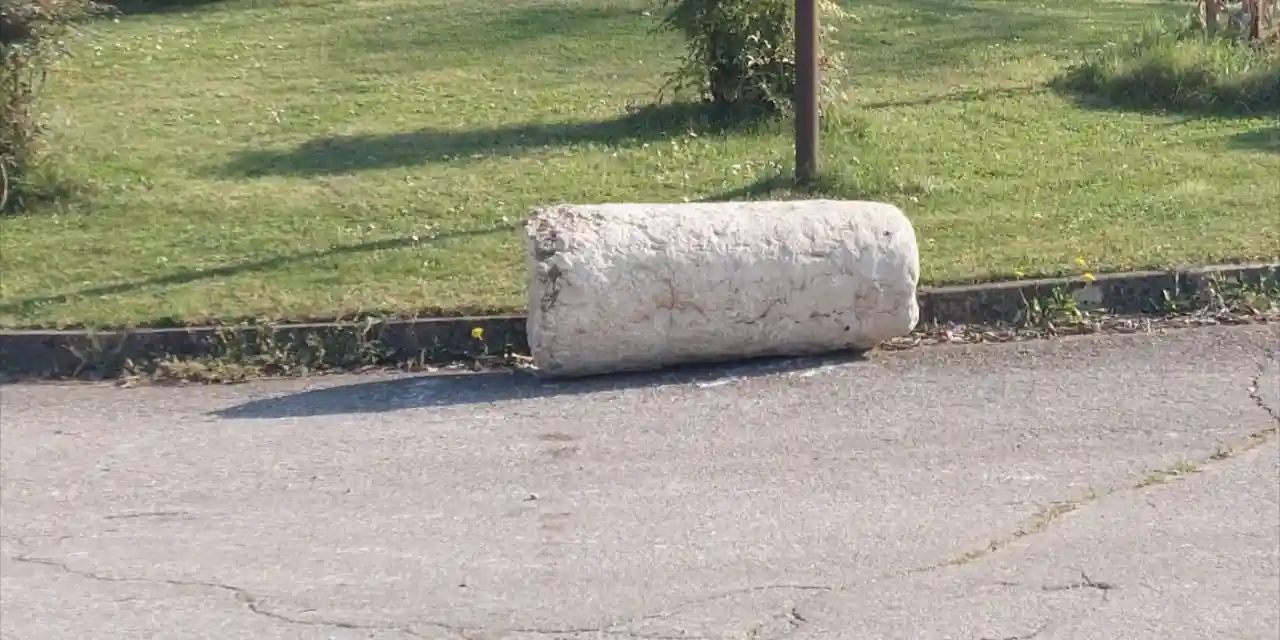 Il cippo della via Postumia a S.Lucia. Era lì da 2.147 anni